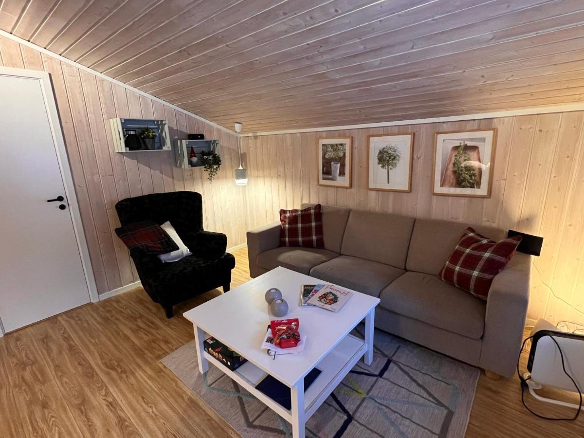 Vennebo - Koselig Liten Hytte Med Alle Fasiliteter Al Exterior foto